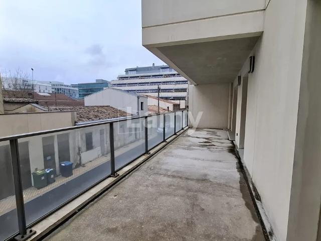 Location Appartement Rue Bobillot, Bordeaux