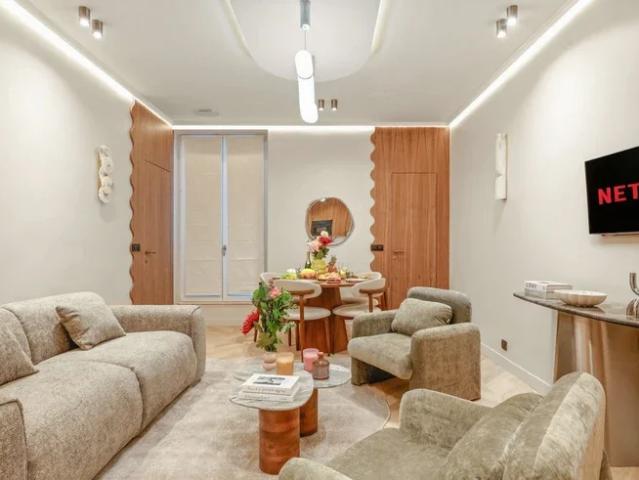 Location Appartement Rue Bonaparte, Paris