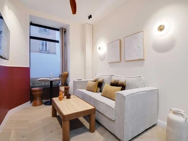 Location Appartement Rue Baudelique, Paris