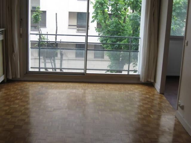 Location Appartement Rue Baudin, Levallois Perret