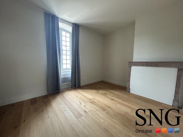 Location Appartement Rue Bauzonnet, Dole