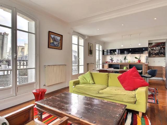 Location Appartement Rue Bachaumont, Paris