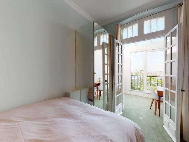 Location Appartement Rue Bachelet, Paris