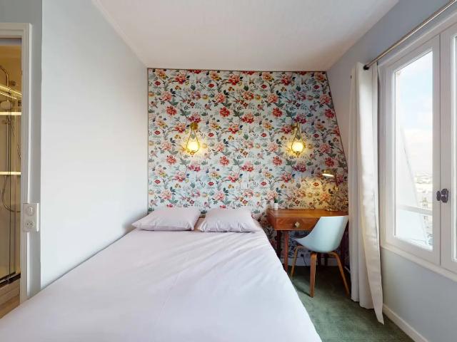 Location Appartement Rue Bachelet, Paris