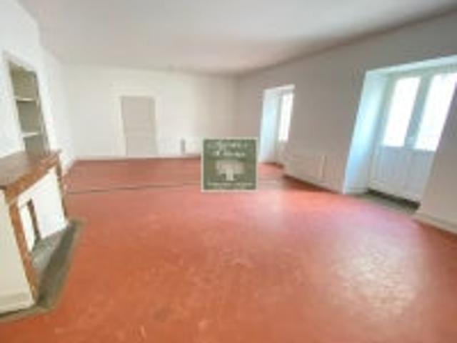 Location Appartement Rue Baléchou, Arles