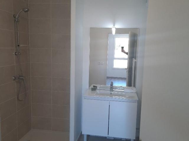 Location Appartement Rue Balzac, Carpentras