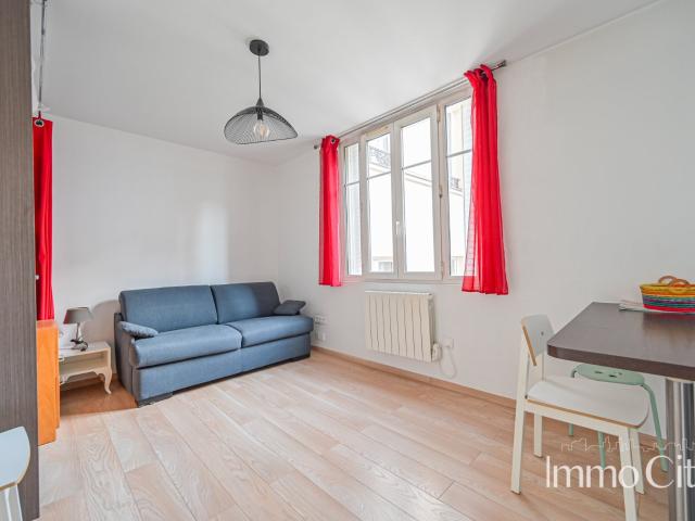 Location Appartement Rue Basfroi, Paris
