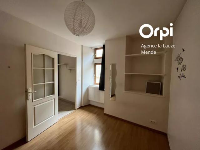 Location Appartement Rue Basse, Mende