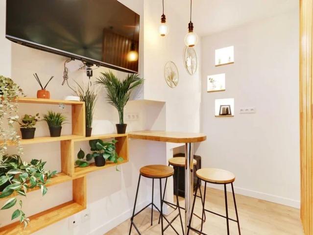 Location Appartement Rue Beauregard, Paris