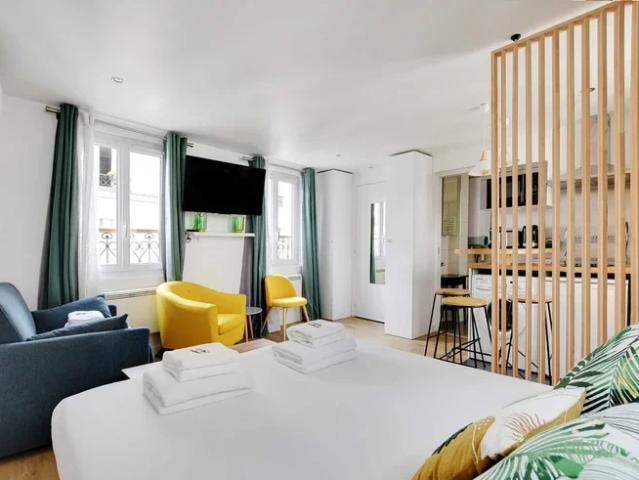 Location Appartement Rue Beauregard, Paris