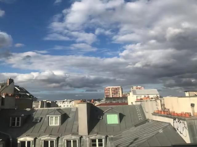 Location Appartement Rue Beaurepaire, Paris