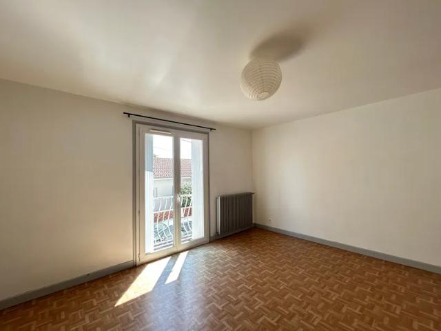 Location Appartement Rue Beausoleil, Aire sur l'Adour
