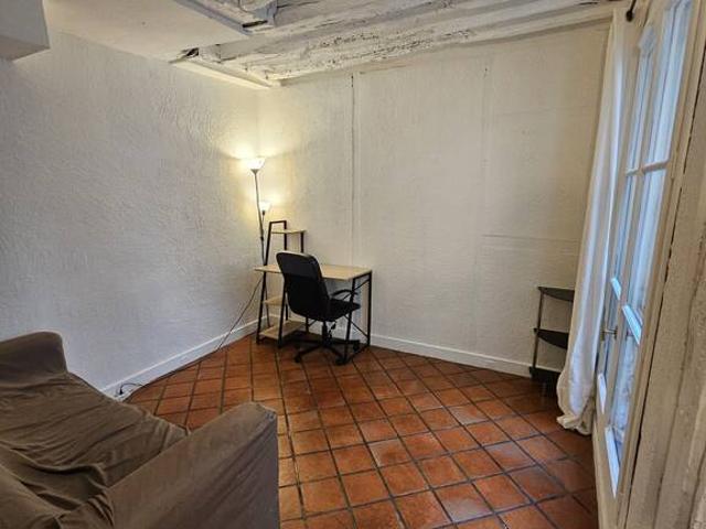 Location Appartement Rue Beautreillis, Paris
