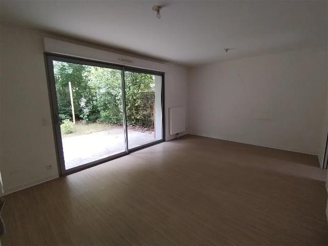Location Appartement Rue Berthelot, Lille