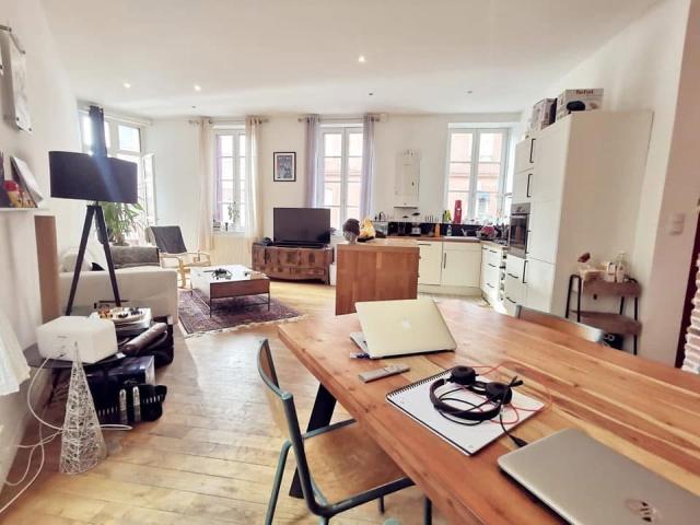 Location Appartement Rue Bertrand de Born, Toulouse
