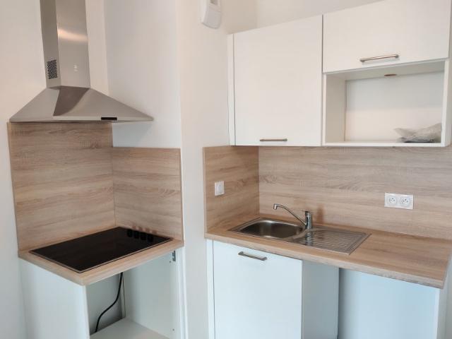 Location Appartement Rue Marie Marvingt, Champcevinel