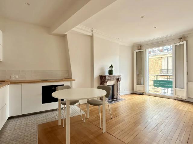 Location Appartement Rue Blomet, Paris
