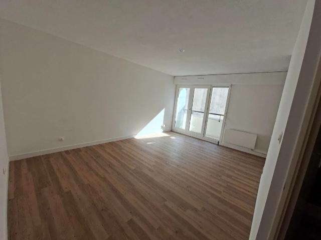 Location Appartement Rue Bragard, Bordeaux