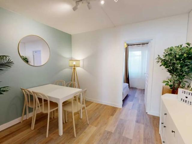 Location Appartement Rue Brancion, Paris