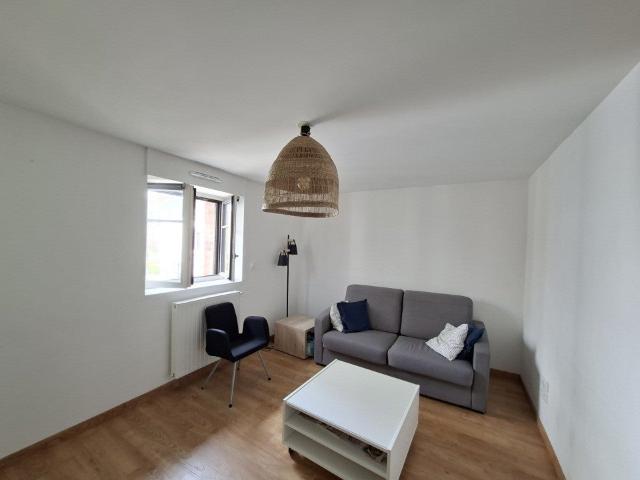 Location Appartement Rue Brizeux, Rennes