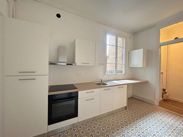 Location Appartement Rue Buirette, Reims