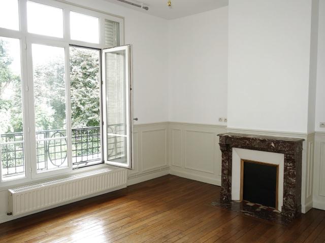 Location Appartement Rue Gosset, Reims