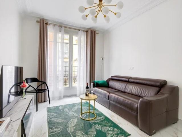 Location Appartement Rue Gossec, Paris