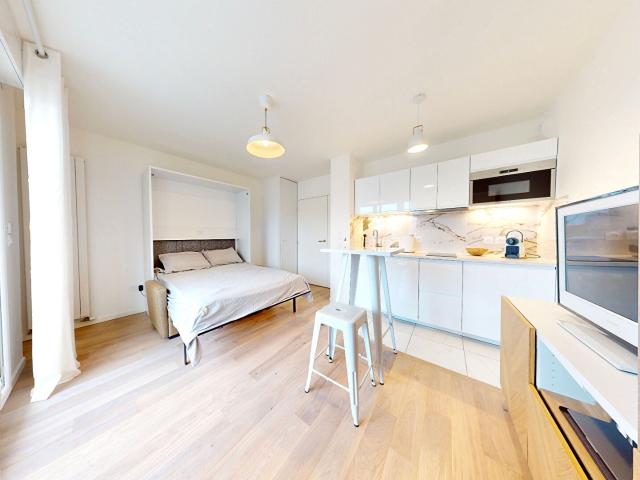 Location Appartement Rue Gaultier, Courbevoie