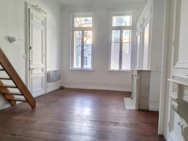 Location Appartement Rue Gauthier de Châtillon, Lille