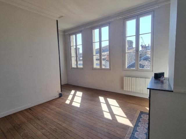 Location Appartement Place de la Ferme de Richemont, Bordeaux