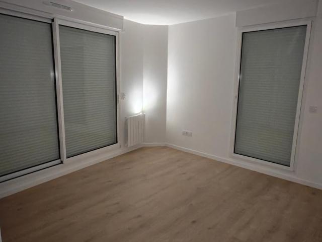 Location Appartement Rue Gabriel Péri, Colombes