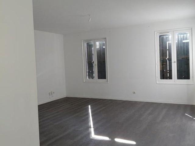 Location Appartement Rue Gabriel Péri, Fontaine