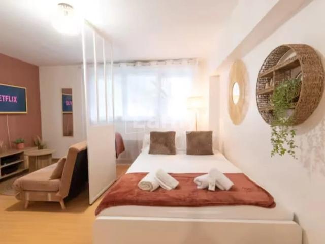 Location Appartement Rue Gabrielle Josserand, Pantin