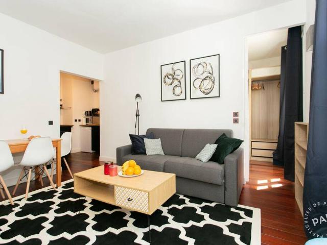 Location Appartement Rue Gabrielle, Paris