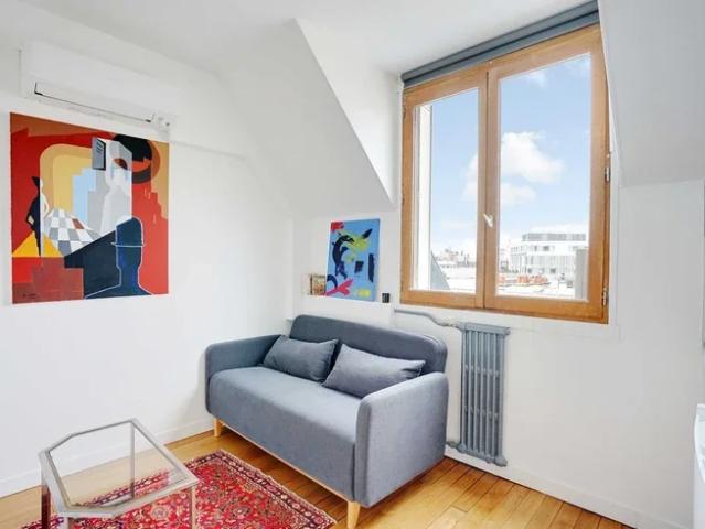 Location Appartement Rue Galilée, Paris