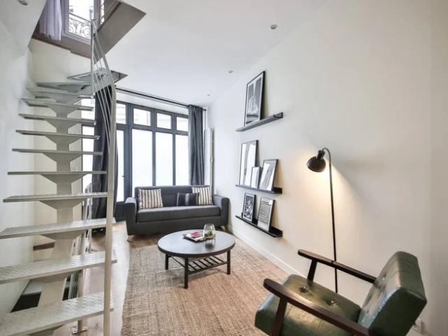 Location Appartement Rue Galvani, Paris
