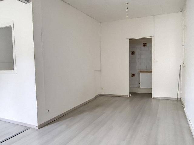 Location Appartement Rue Gambetta, Arles