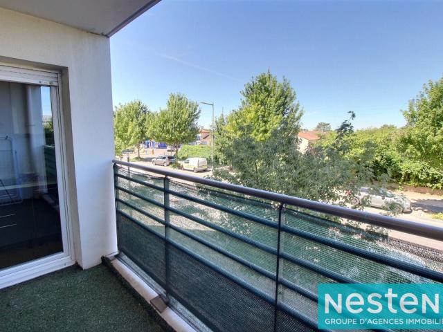 Location Appartement Rue Gambetta, Meyzieu