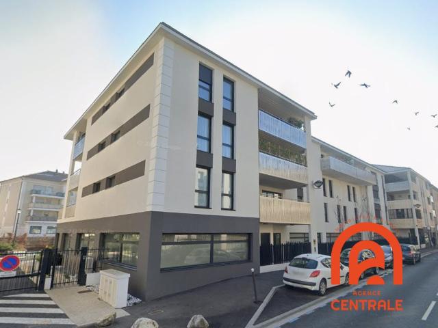 Location Appartement Rue Gambetta, Meyzieu