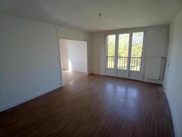 Location Appartement Rue Gambetta, Vouziers