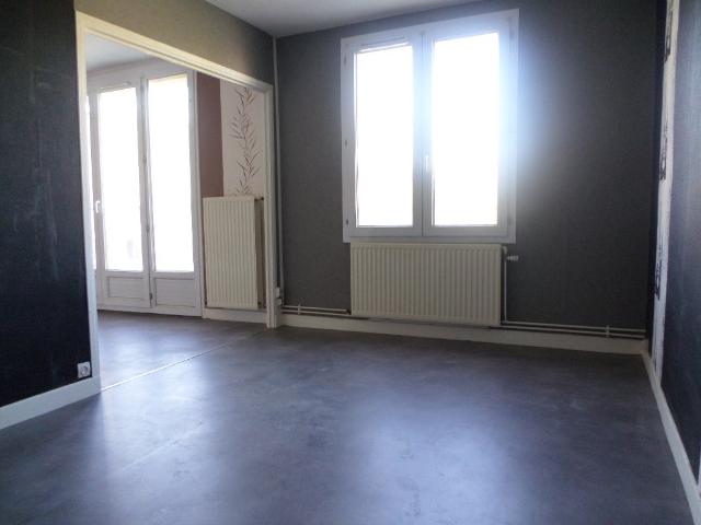 Location Appartement Rue Gambetta, Vouziers