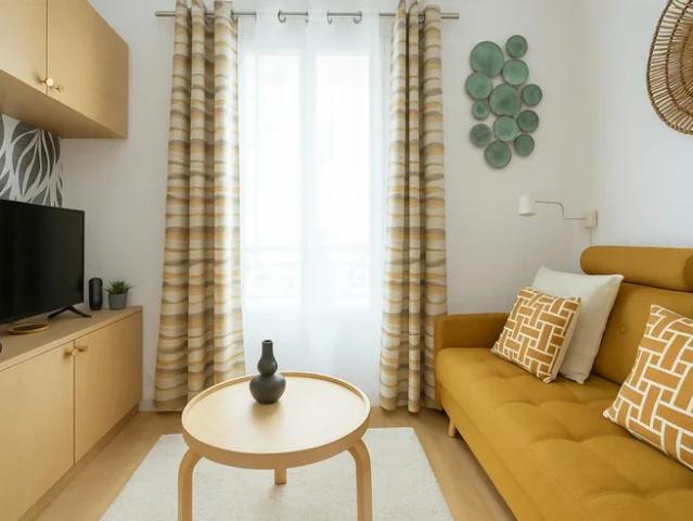 Location Appartement Rue Ganneron, Paris