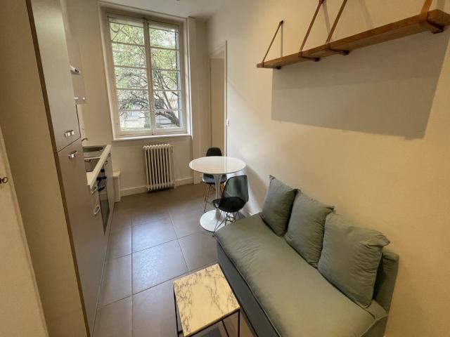 Location Appartement Rue Garibaldi, Lyon