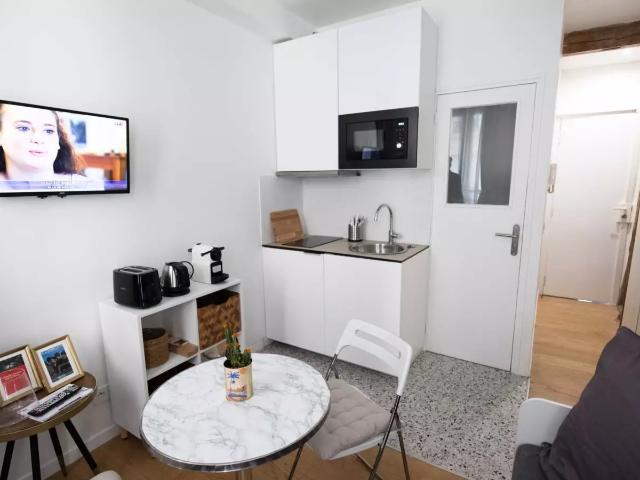 Location Appartement Rue Garreau, Paris
