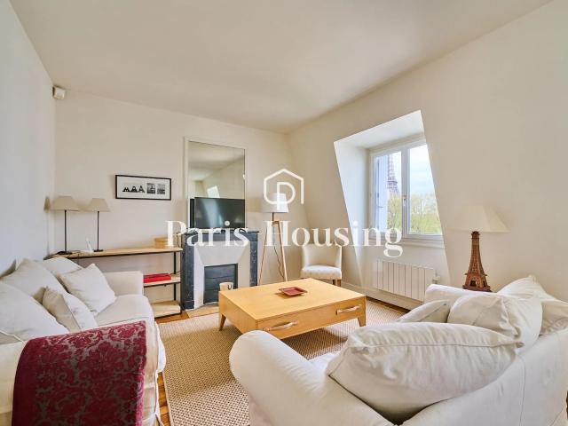 Location Appartement Rue Gaston de Saint Paul, Paris