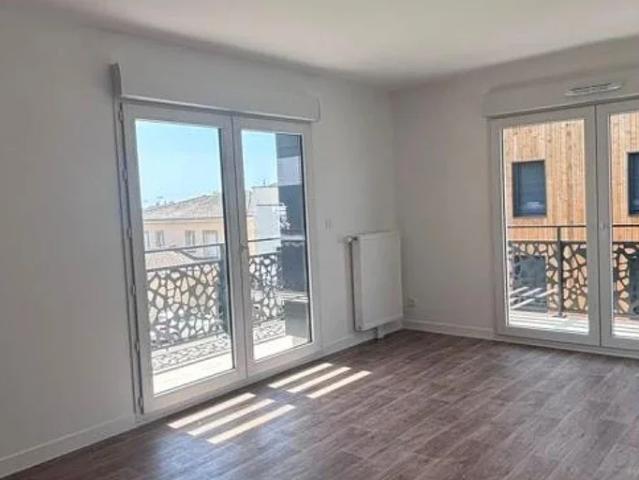 Location Appartement Rue Gaston Hulin, Poitiers