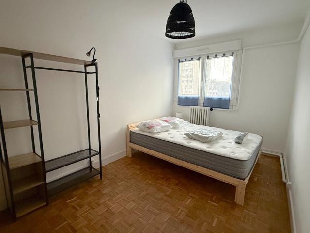 Location Appartement Rue Gaston Lavalley, Caen