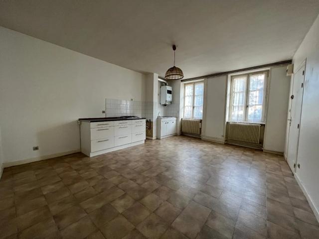 Location Appartement Rue Gaston Salet, Tarare