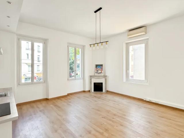 Location Appartement Rue Général d'Andréossy, Antibes