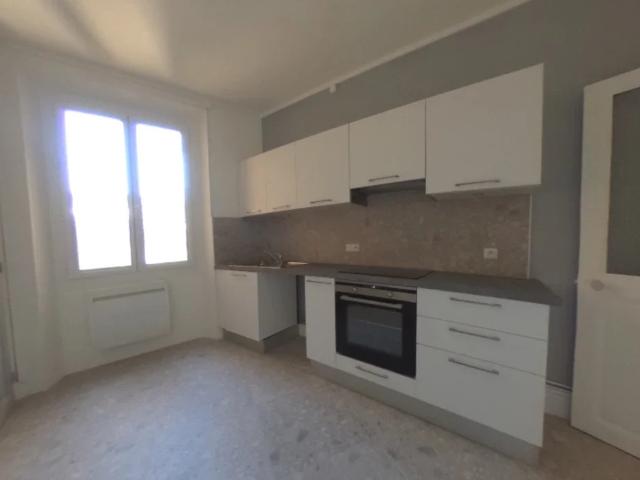 Location Appartement Rue Général Rambaud, Grenoble